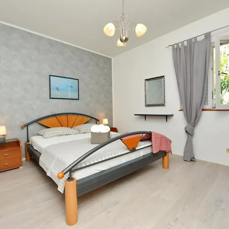 Bay House Rosohotnica Appartamento Vrboska