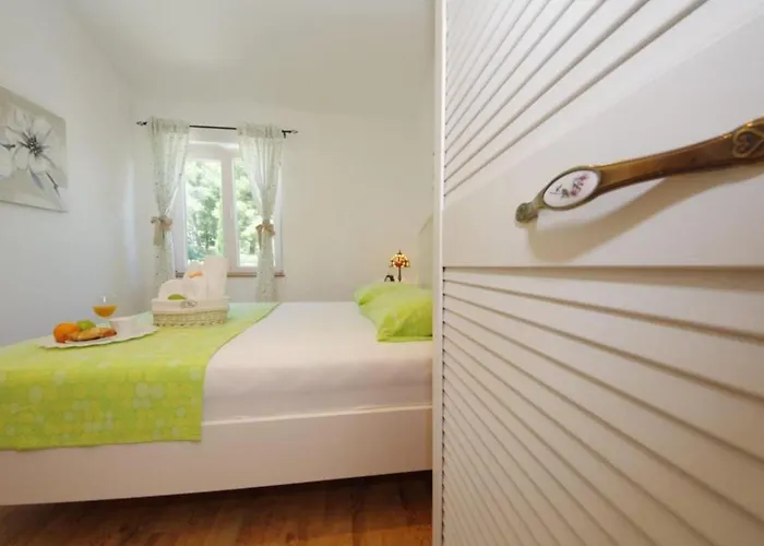 Bay House Rosohotnica Apartment Vrboska