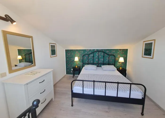 Bay House Rosohotnica