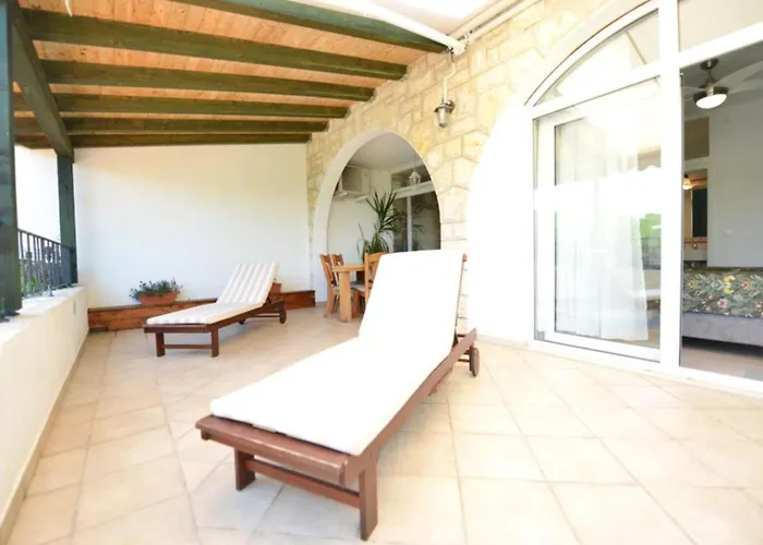 Bay House Rosohotnica Apartment Vrboska