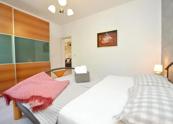 Bay House Rosohotnica *