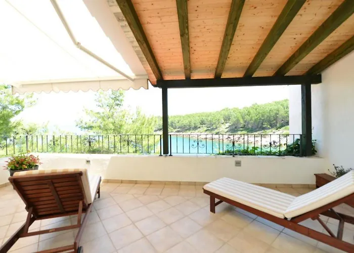 Bay House Rosohotnica * Vrboska